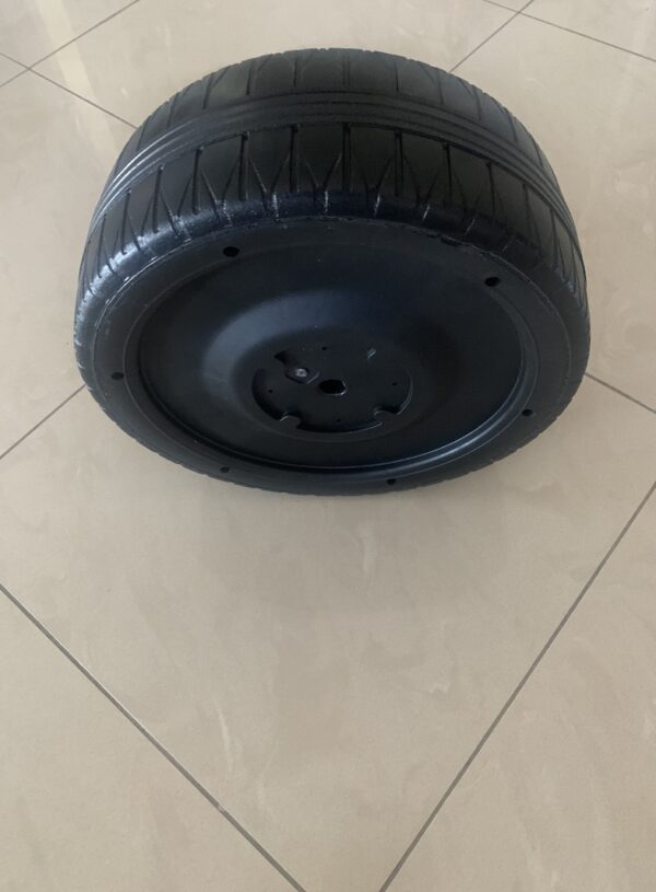 RANGE ROVER HSE 4X4 EVA RUBBER WHEEL - Image 3