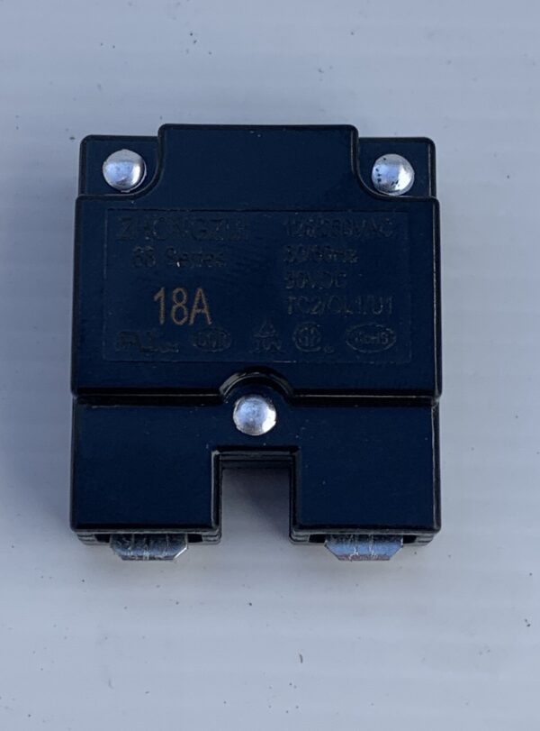 TOYOTA HILUX RUGGED X  UTE - BATTERY FUSE 18A