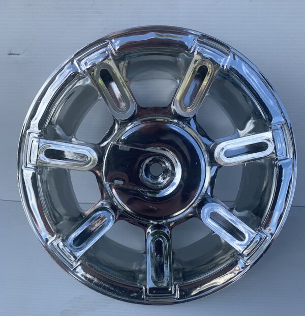 HUMMER M5 CHROME HUBCAP