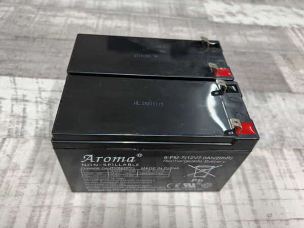 STRENGTH CLASH  24V REPLACEMENT BATTERY BOX & 2X12V-7AH PACK - Image 2