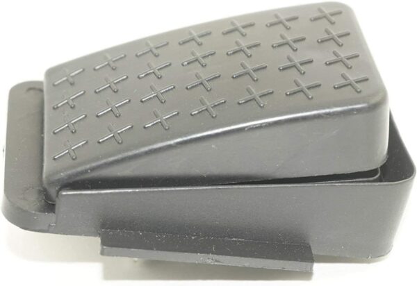 MERCEDES BENZ GT-R AMG FOOT PEDAL - Image 2