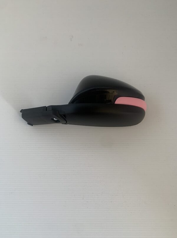 TOYOTA HILUX RUGGED X  UTE - PINK  LEFT SIDE MIRROR - Image 2