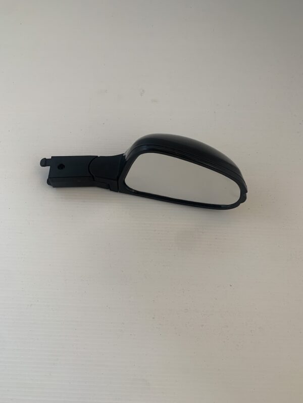 TOYOTA HILUX RUGGED X  UTE - WHITE RIGHT SIDE MIRROR